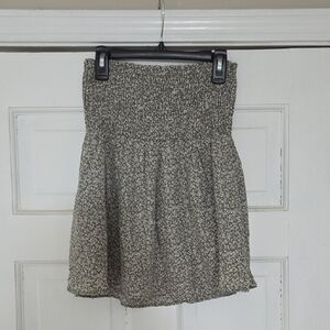 Paper Crane Olive and White Mini Skirt